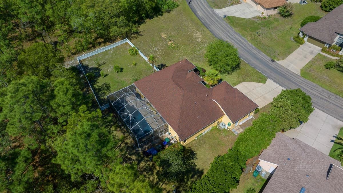 9 GREVILLEA COURT — photo 43 of 47