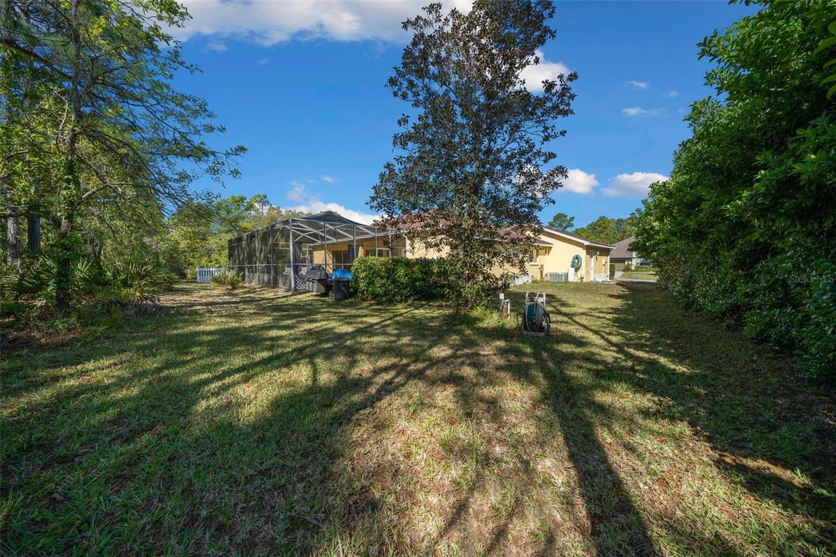 9 GREVILLEA COURT — photo 36 of 47