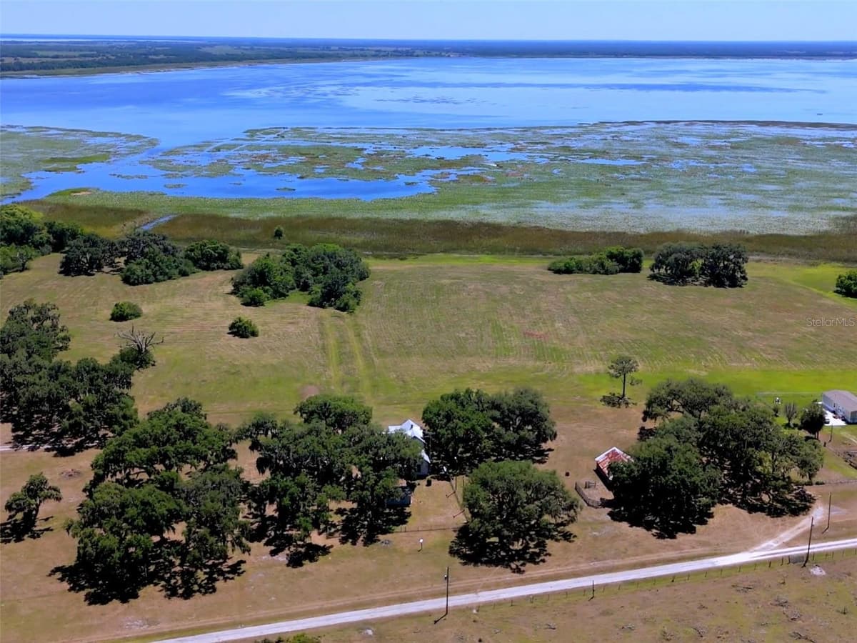 3650 LAKE TOHOPEKALIGA ROAD — photo 1 of 70