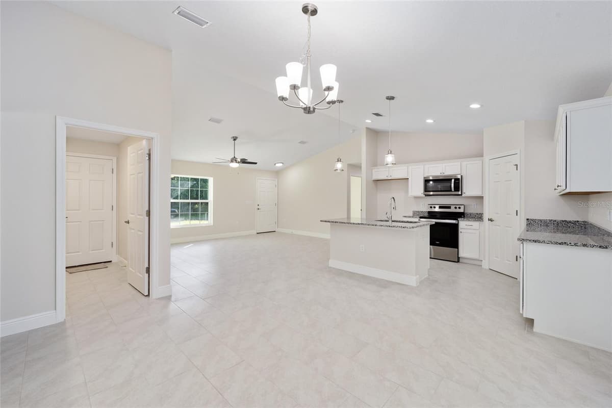 2398 DEVON DRIVE — photo 8 of 23
