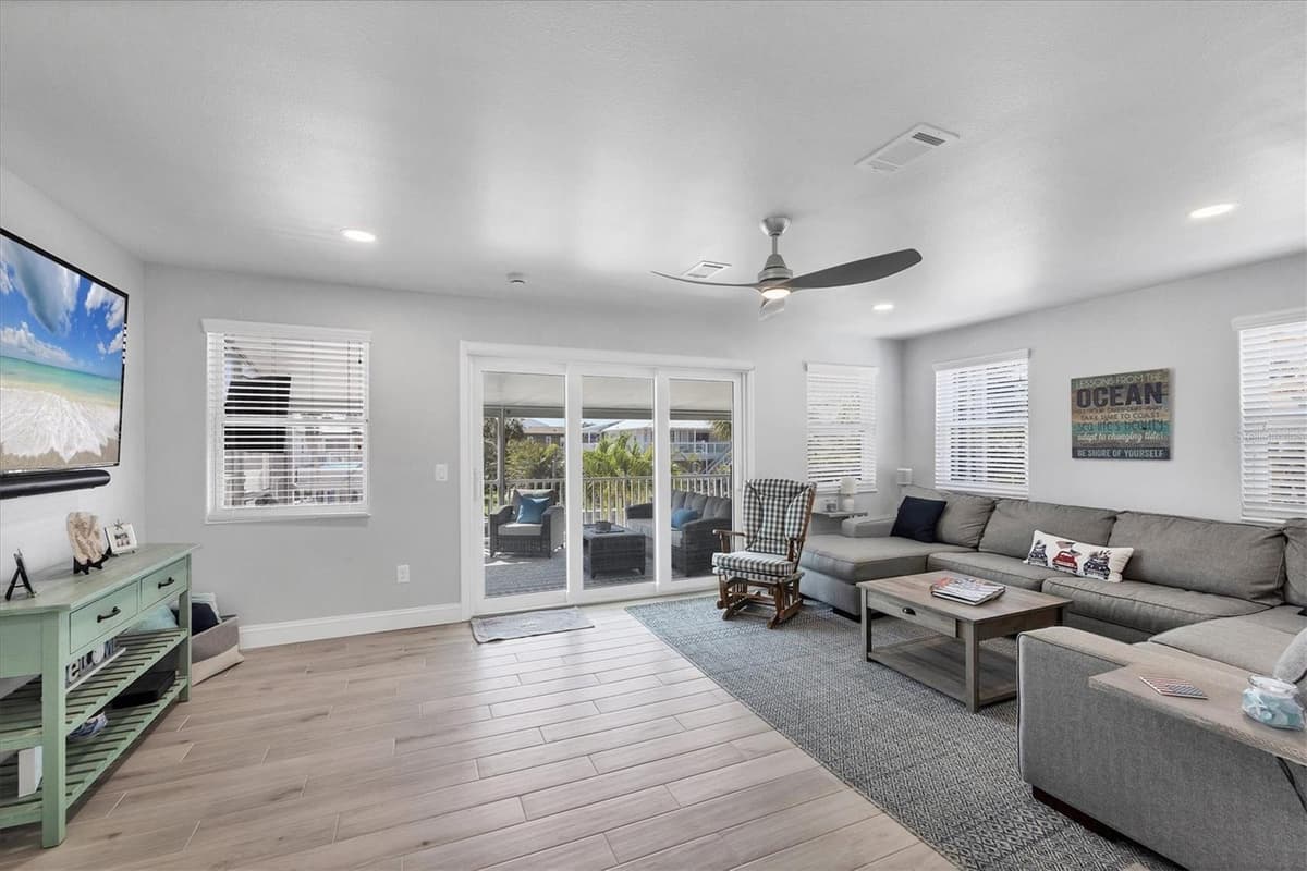 10500 SHERMAN STREET — photo 25 of 60