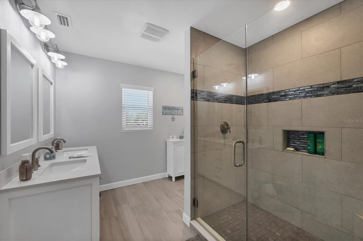 10500 SHERMAN STREET — photo 38 of 60