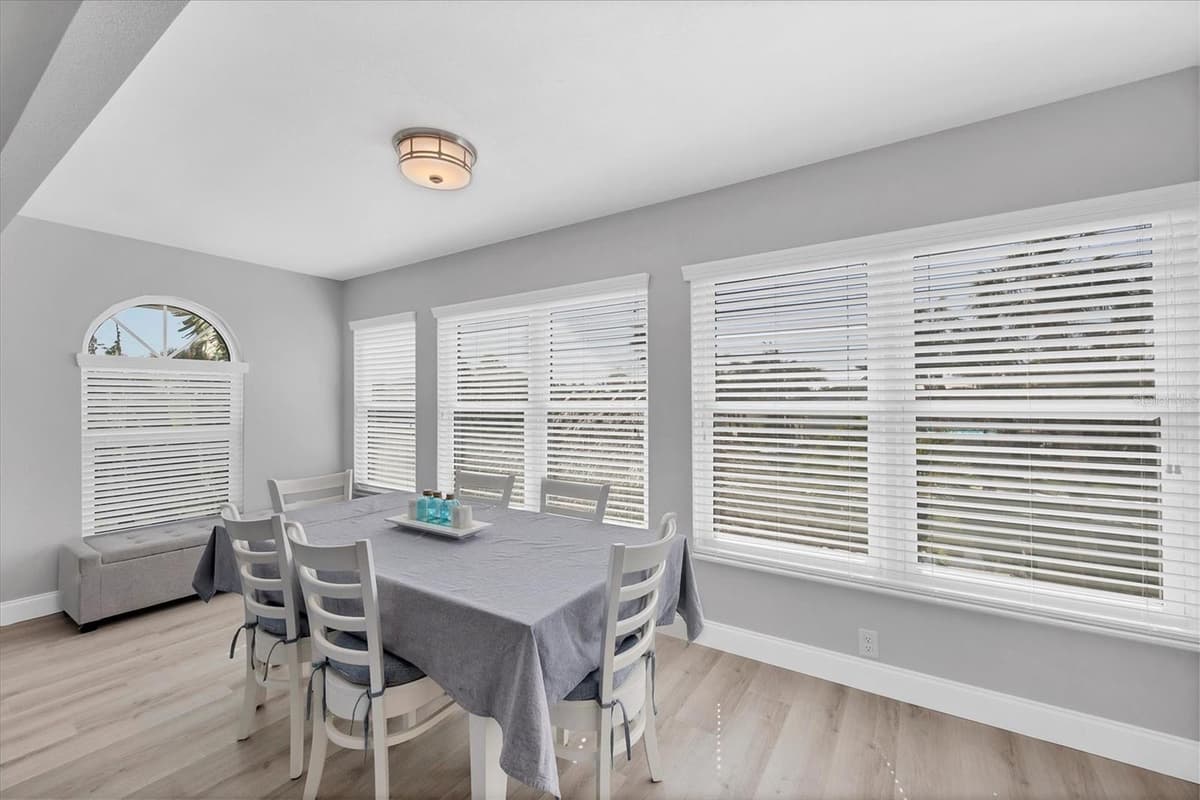 10500 SHERMAN STREET — photo 23 of 60