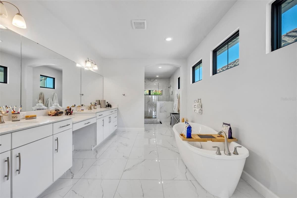 7613 TOSCANA BOULEVARD — photo 43 of 76
