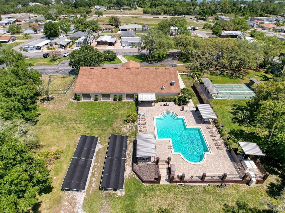 4202 ORCHID BOULEVARD — photo 42 of 46