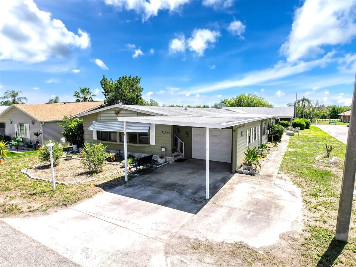 4202 ORCHID BOULEVARD — photo 45 of 46
