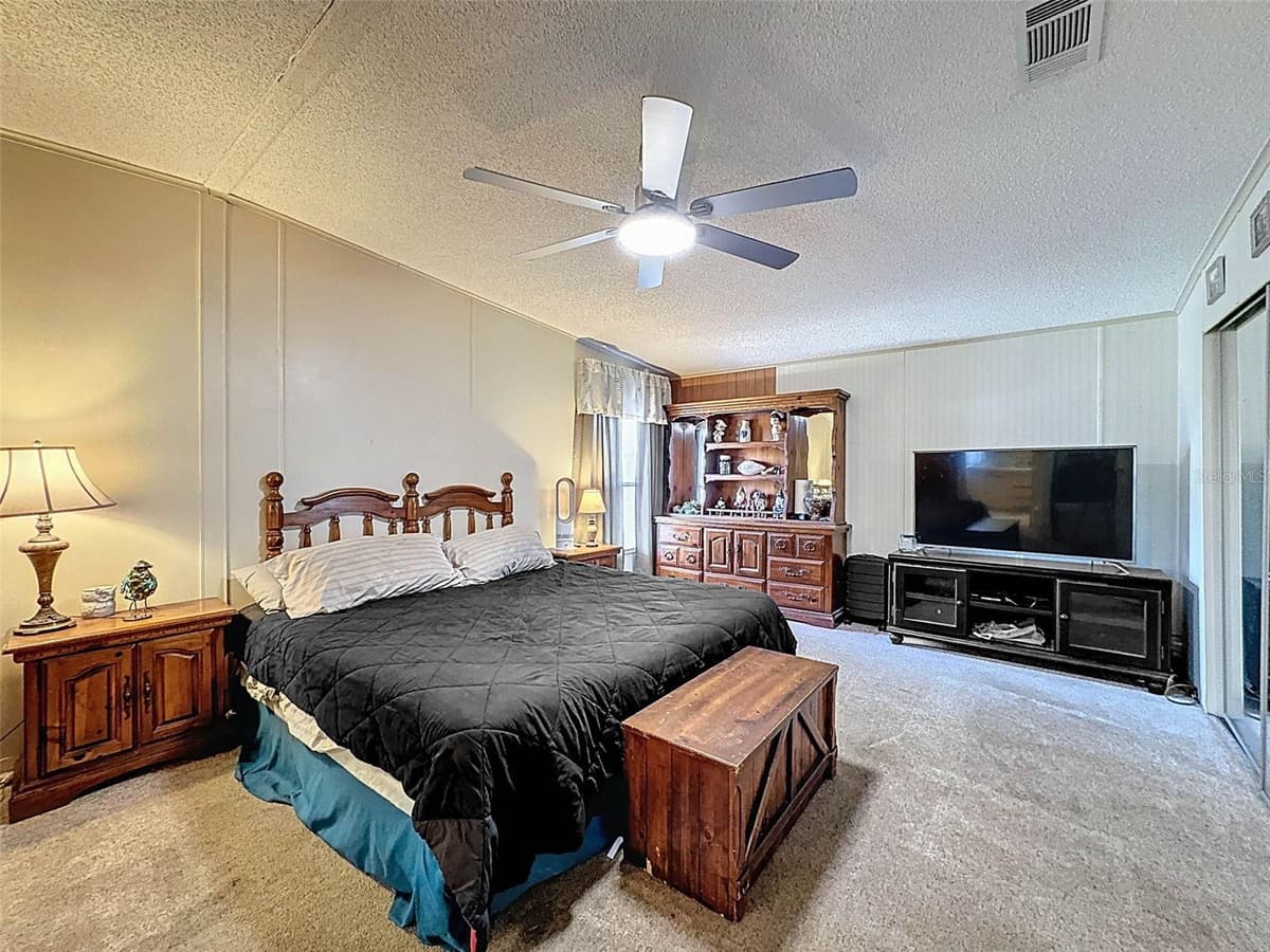 4202 ORCHID BOULEVARD — photo 21 of 46