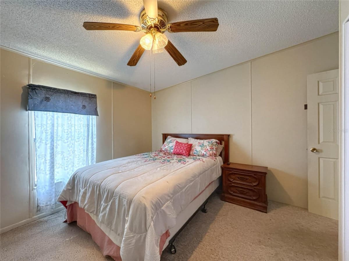 4202 ORCHID BOULEVARD — photo 28 of 46