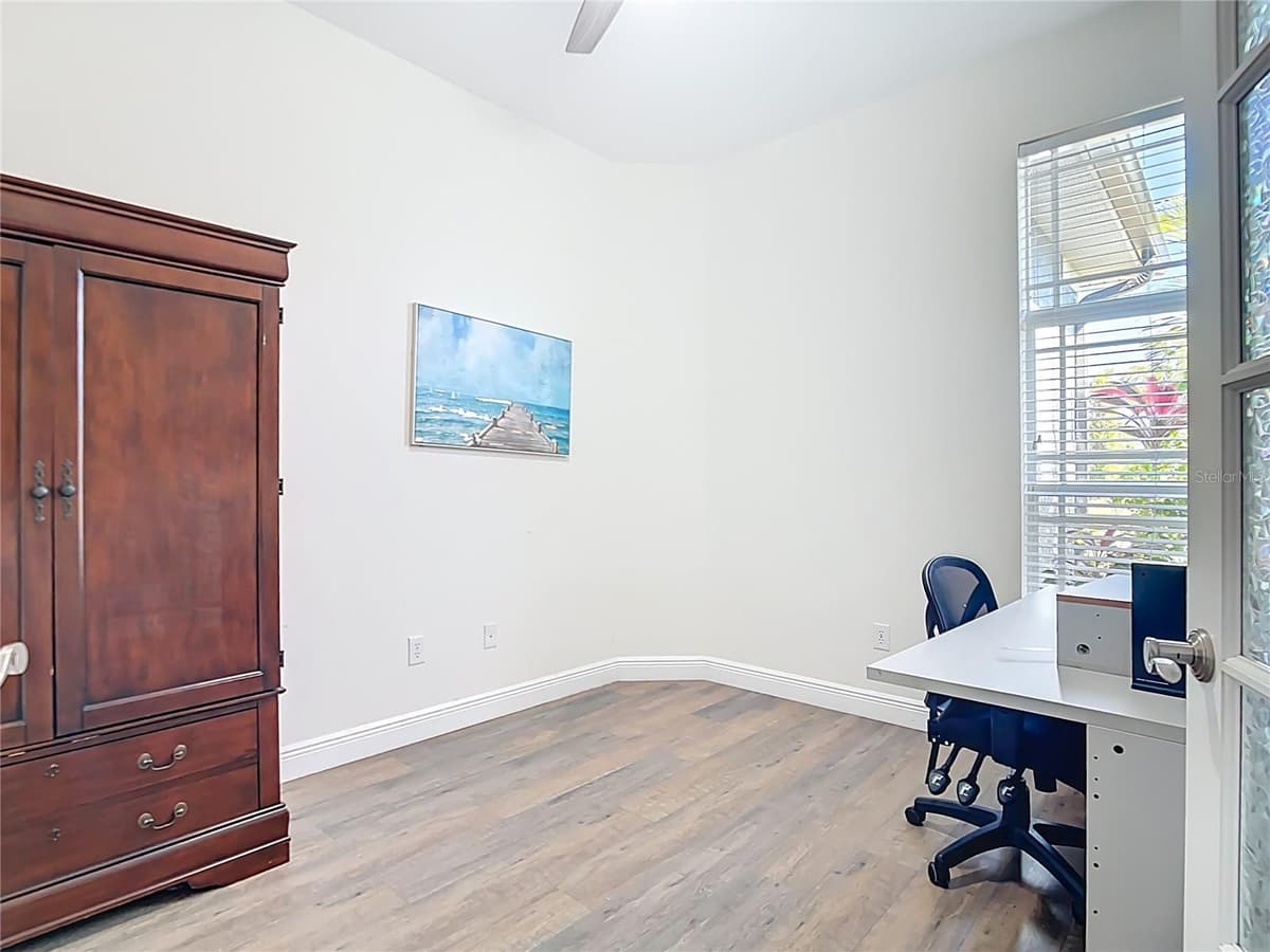 1167 ROTONDA CIRCLE — photo 23 of 97