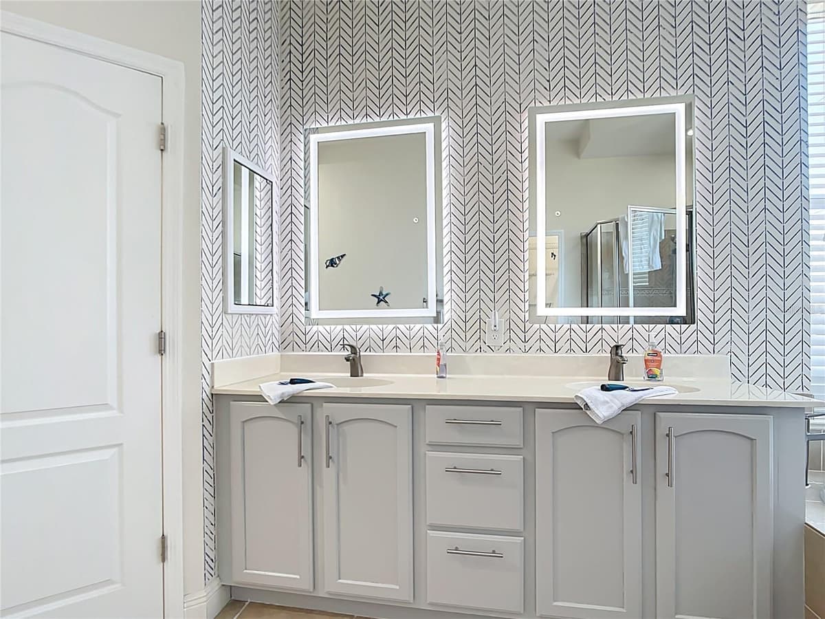 1167 ROTONDA CIRCLE — photo 46 of 97