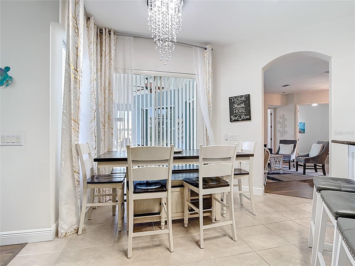 1167 ROTONDA CIRCLE — photo 5 of 97