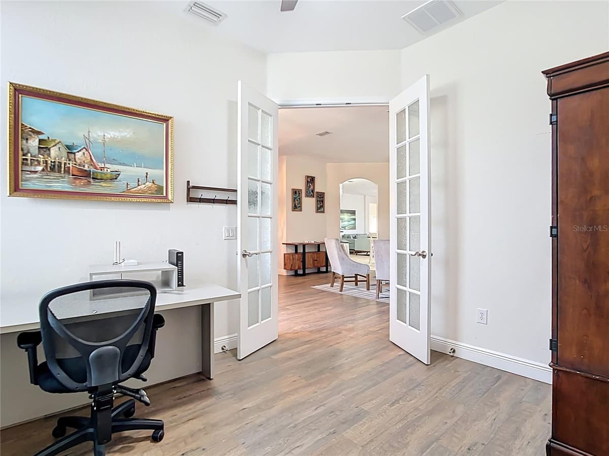 1167 ROTONDA CIRCLE — photo 25 of 97
