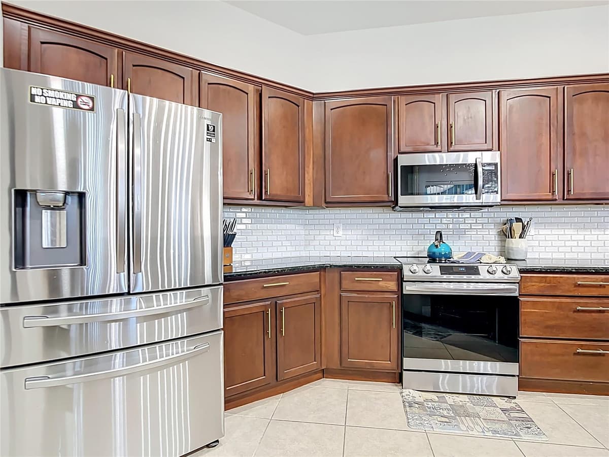 1167 ROTONDA CIRCLE — photo 30 of 97