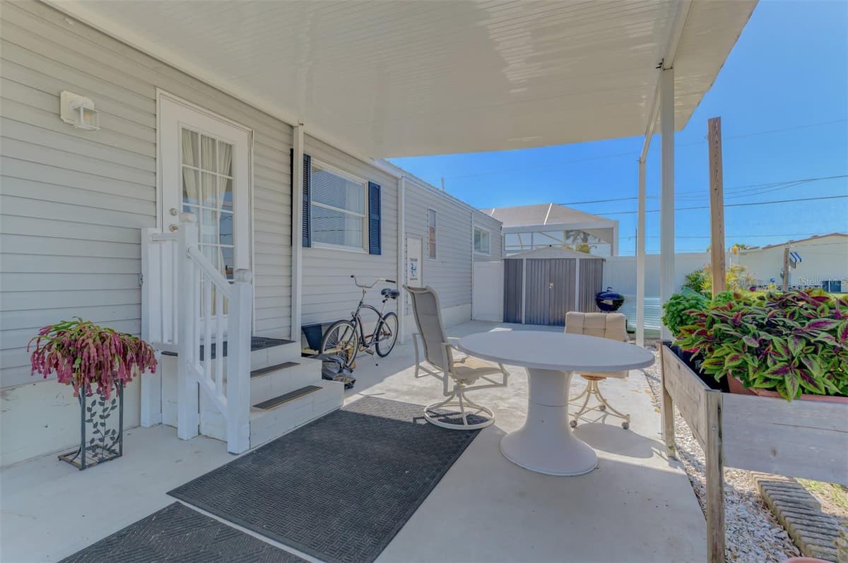 1376 FLAMINGO DRIVE — photo 14 of 42