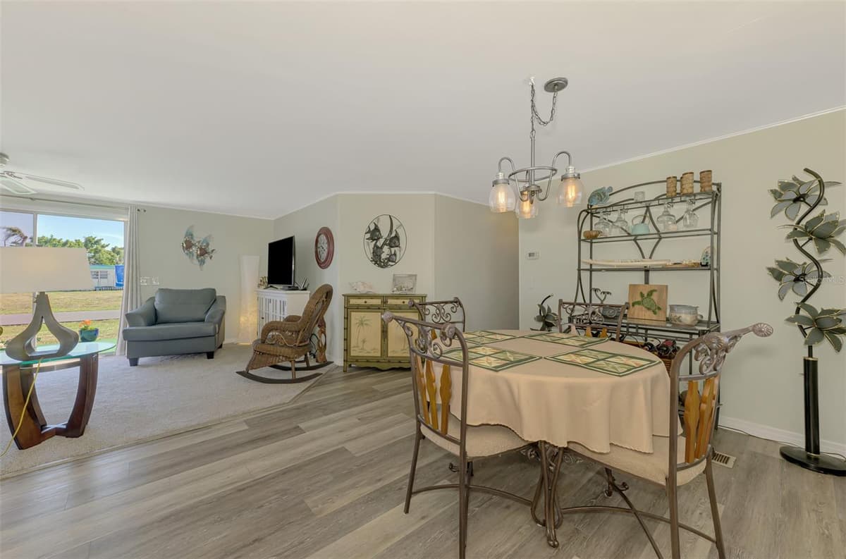 1376 FLAMINGO DRIVE — photo 17 of 42