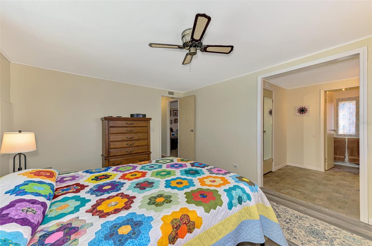 1376 FLAMINGO DRIVE — photo 34 of 42