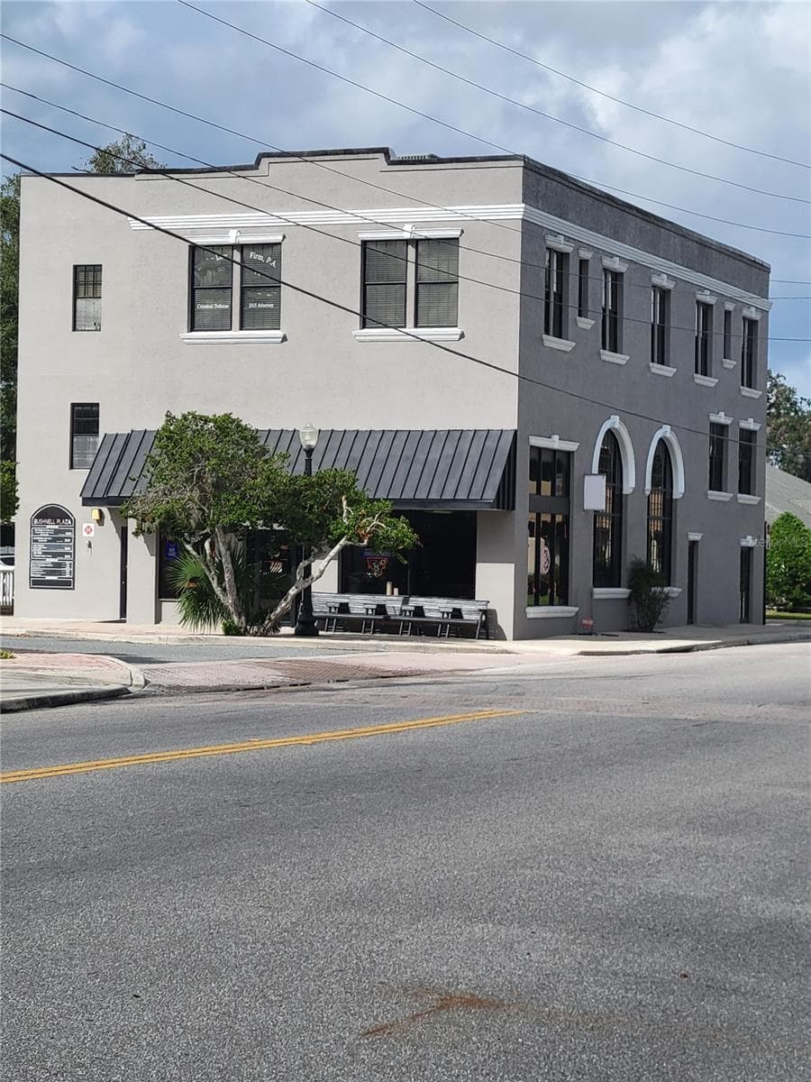 138 BUSHNELL PLAZA — photo 1 of 1