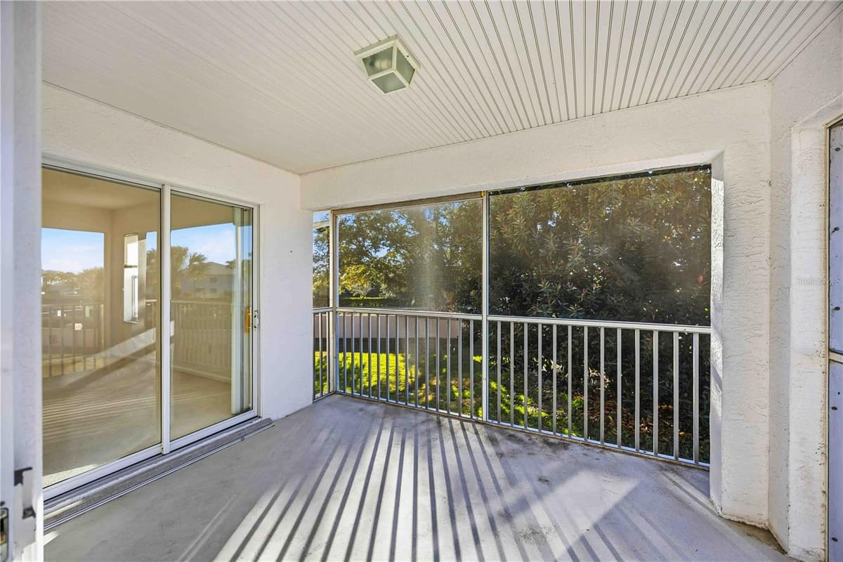 5800 SABAL TRACE DRIVE — photo 32 of 48