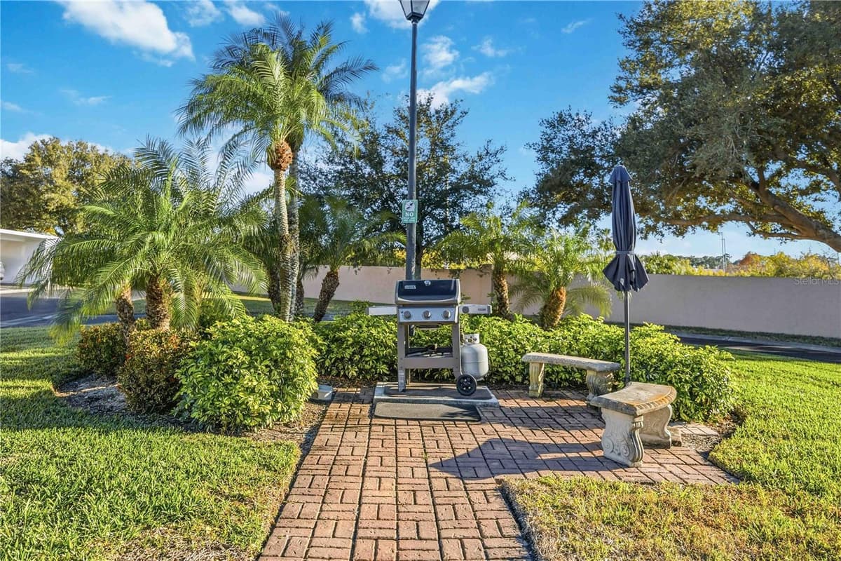 5800 SABAL TRACE DRIVE — photo 41 of 48