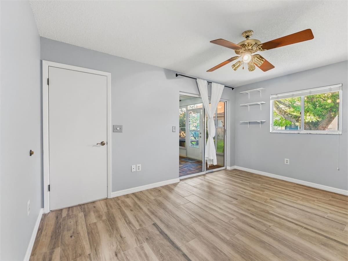 6516 REMUS DRIVE — photo 16 of 34