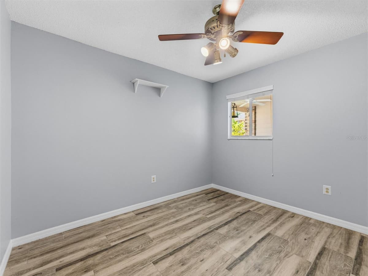 6516 REMUS DRIVE — photo 21 of 34