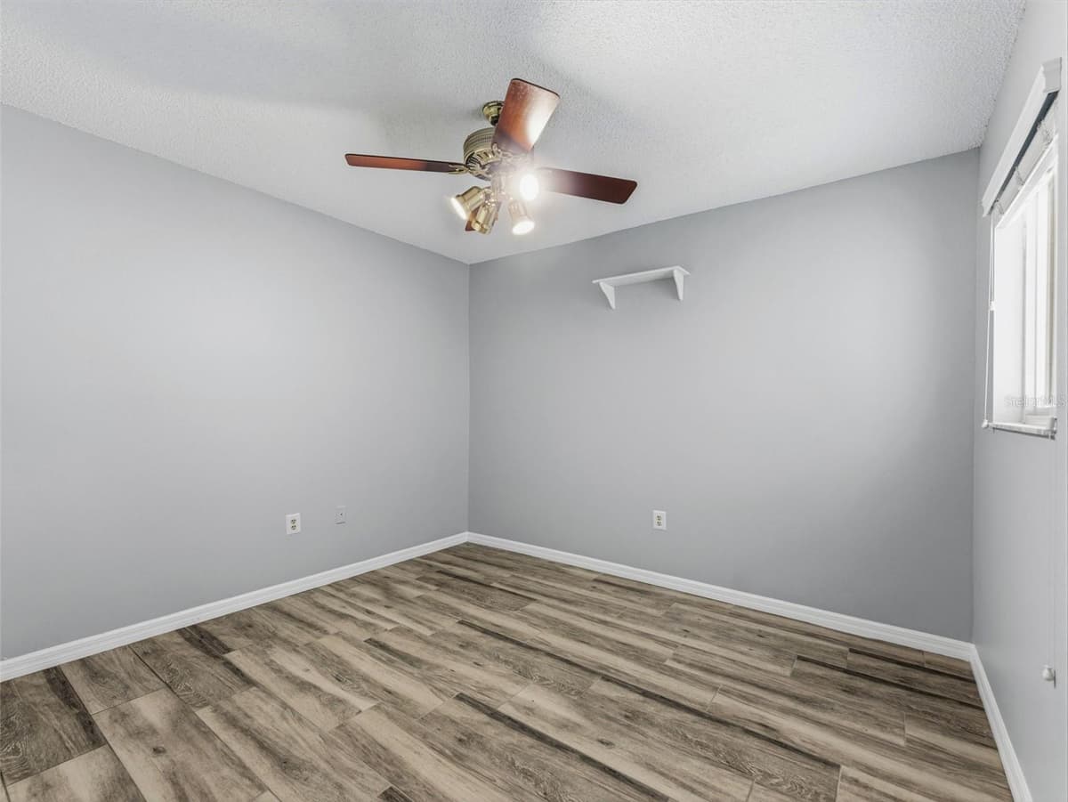 6516 REMUS DRIVE — photo 20 of 34