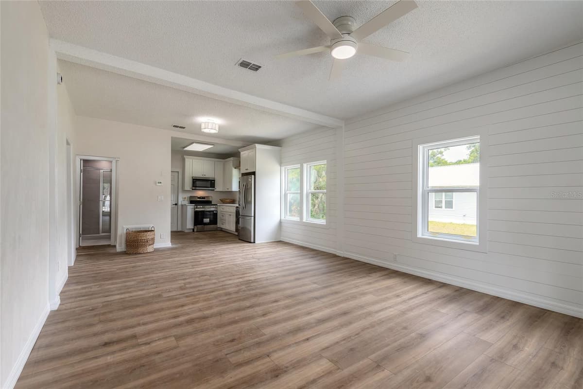 306 SHELDON STREET — photo 18 of 40