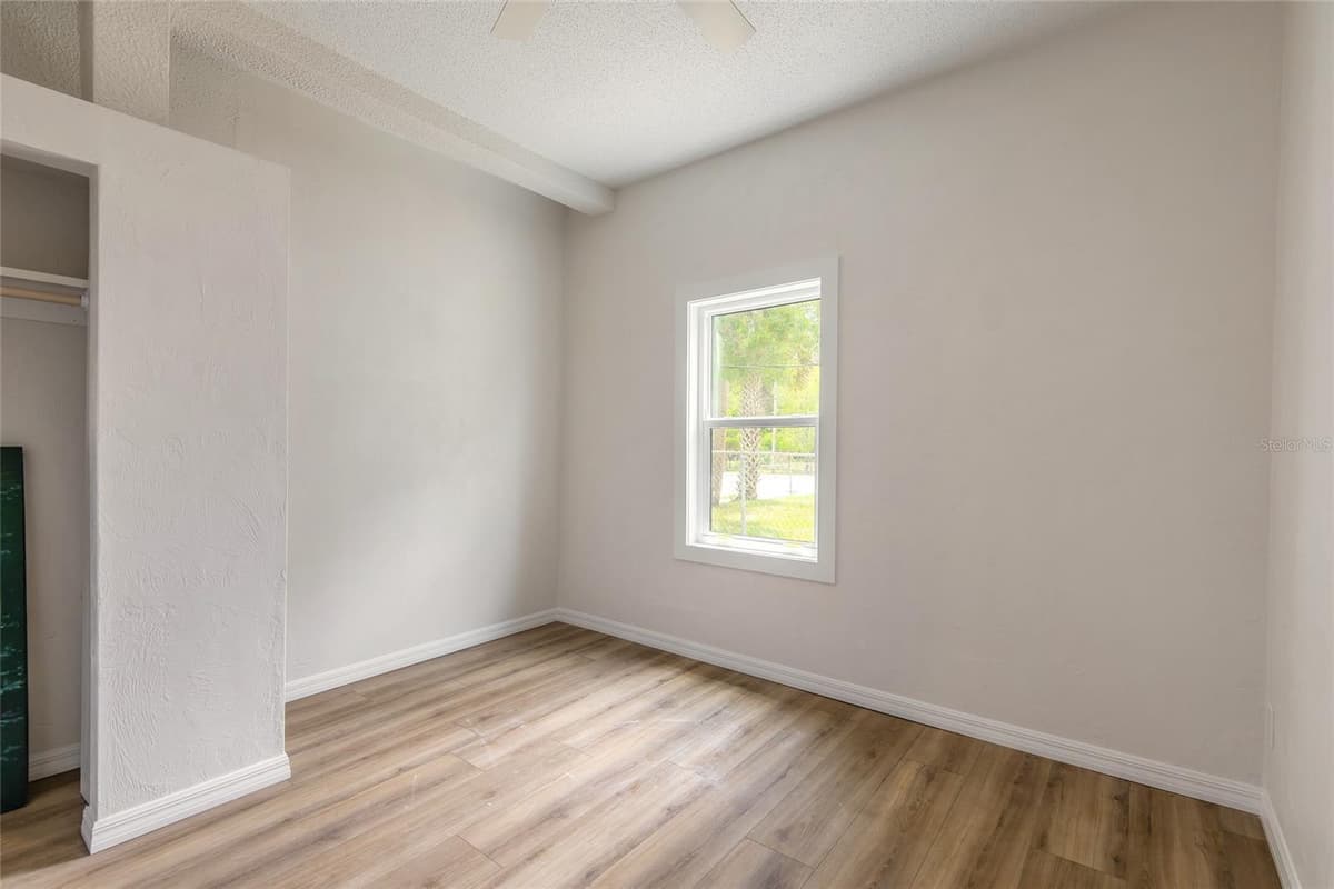 306 SHELDON STREET — photo 23 of 40