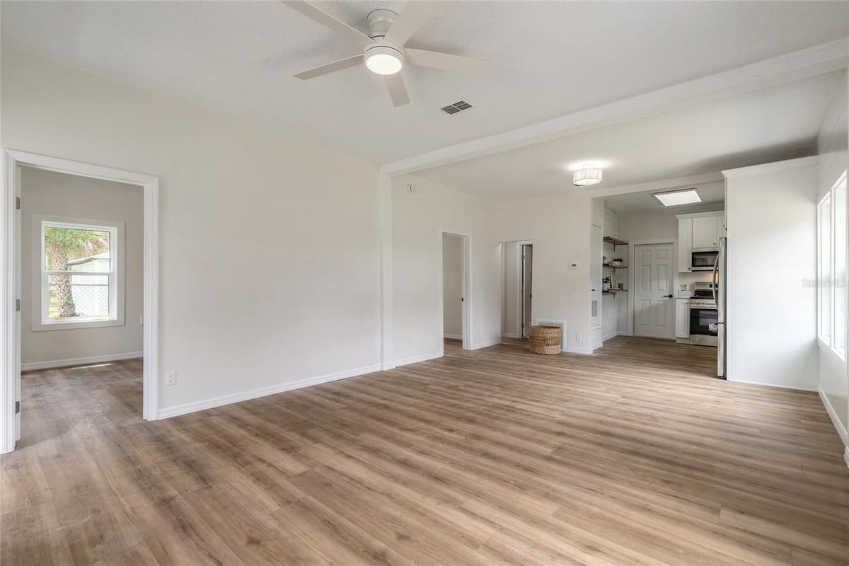 306 SHELDON STREET — photo 20 of 40