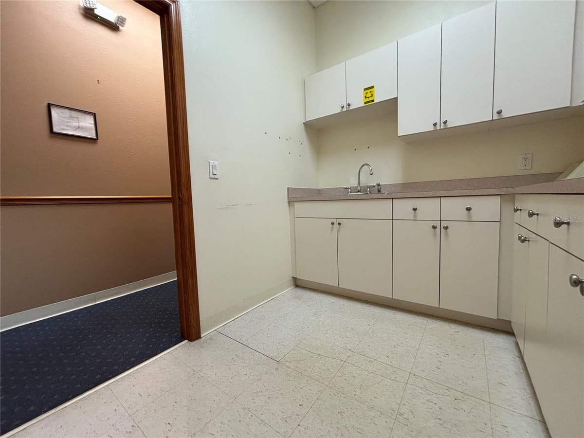 2855 ALT 19 — photo 25 of 43