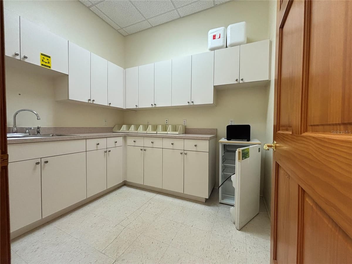 2855 ALT 19 — photo 24 of 43