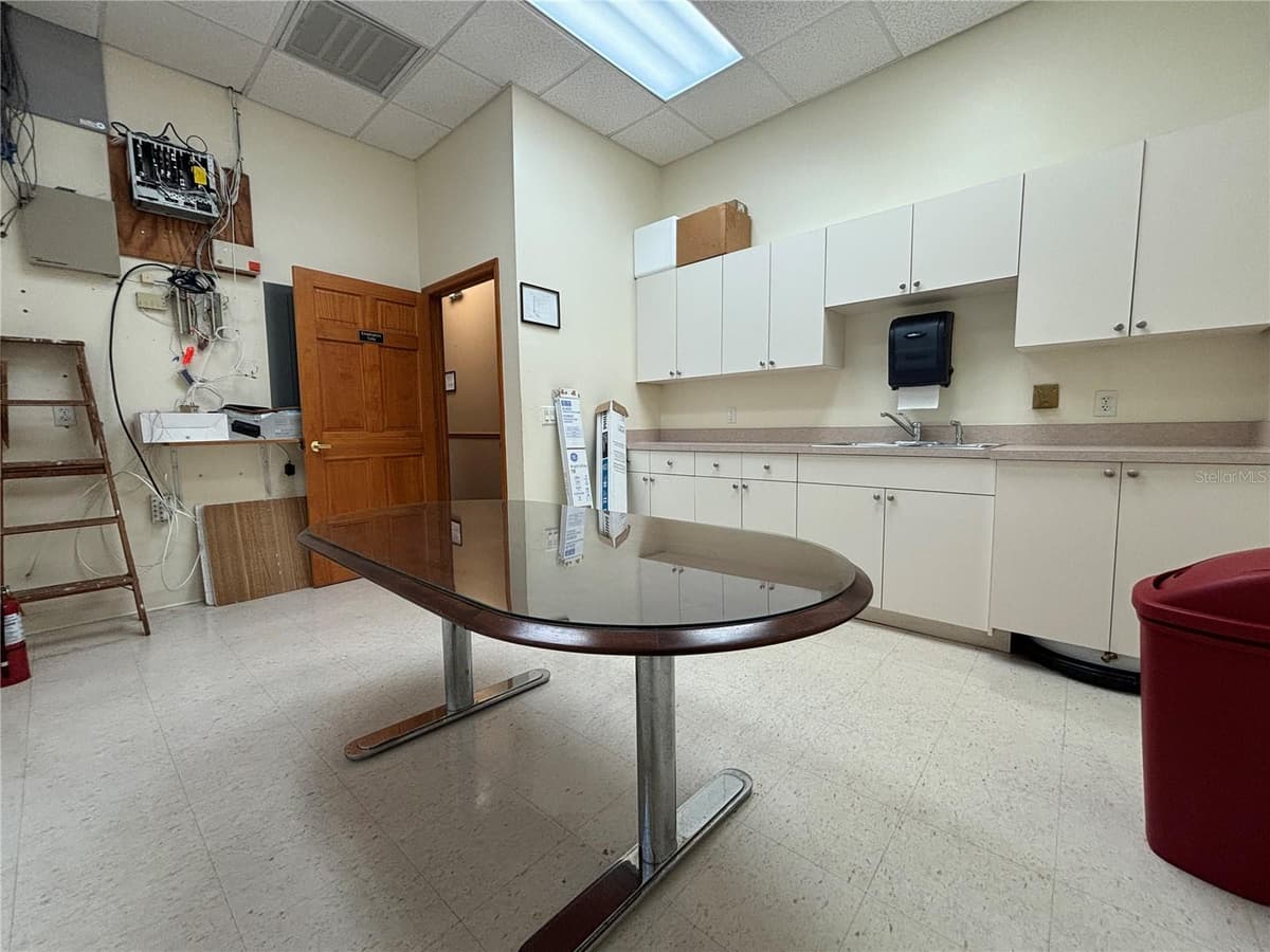 2855 ALT 19 — photo 27 of 43