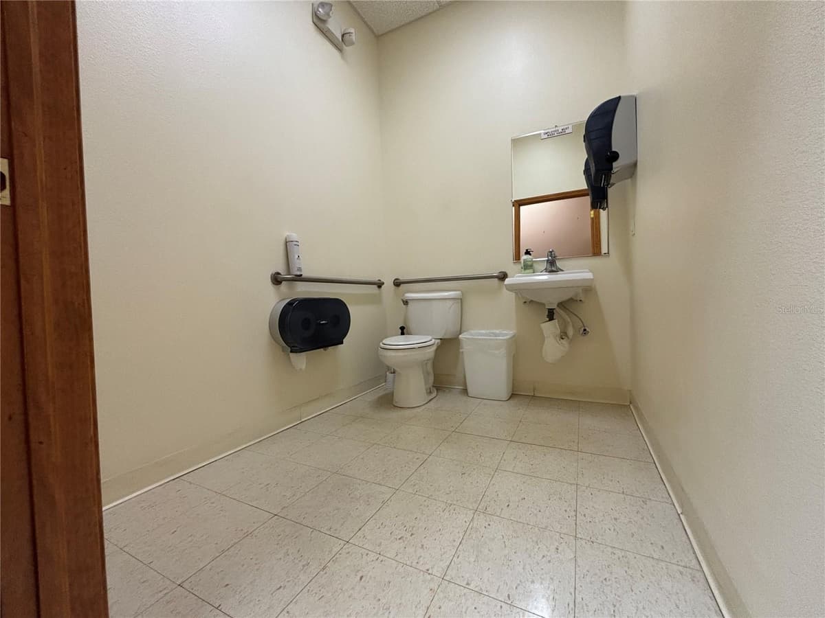 2855 ALT 19 — photo 16 of 43