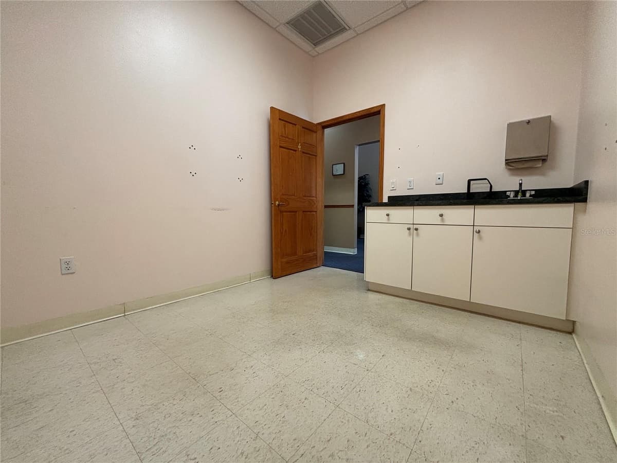 2855 ALT 19 — photo 38 of 43
