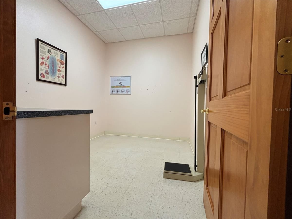 2855 ALT 19 — photo 10 of 43