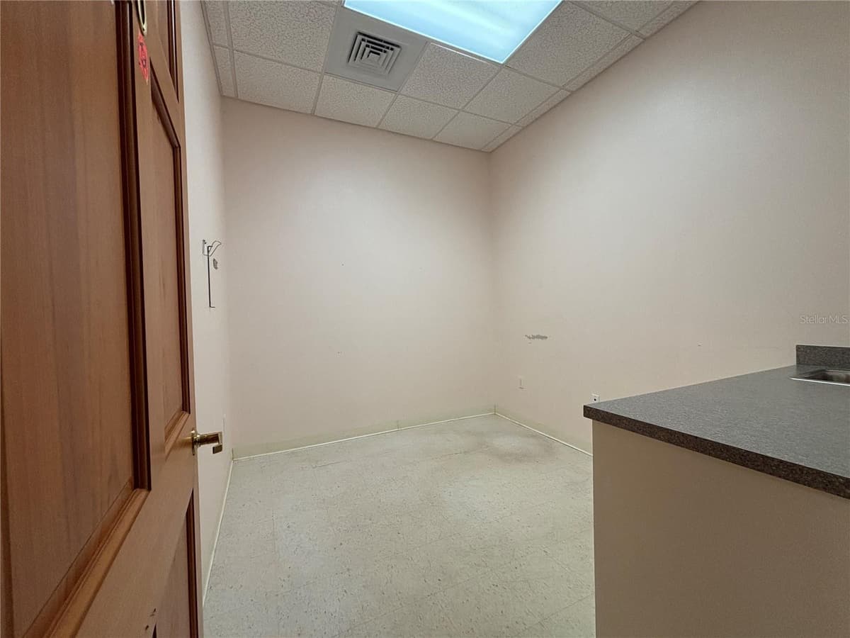 2855 ALT 19 — photo 31 of 43
