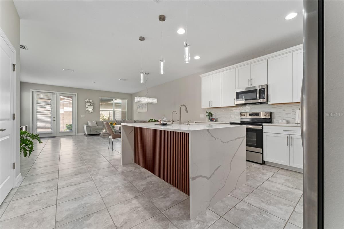 11162 HANLON TERRACE ALLEY — photo 9 of 48