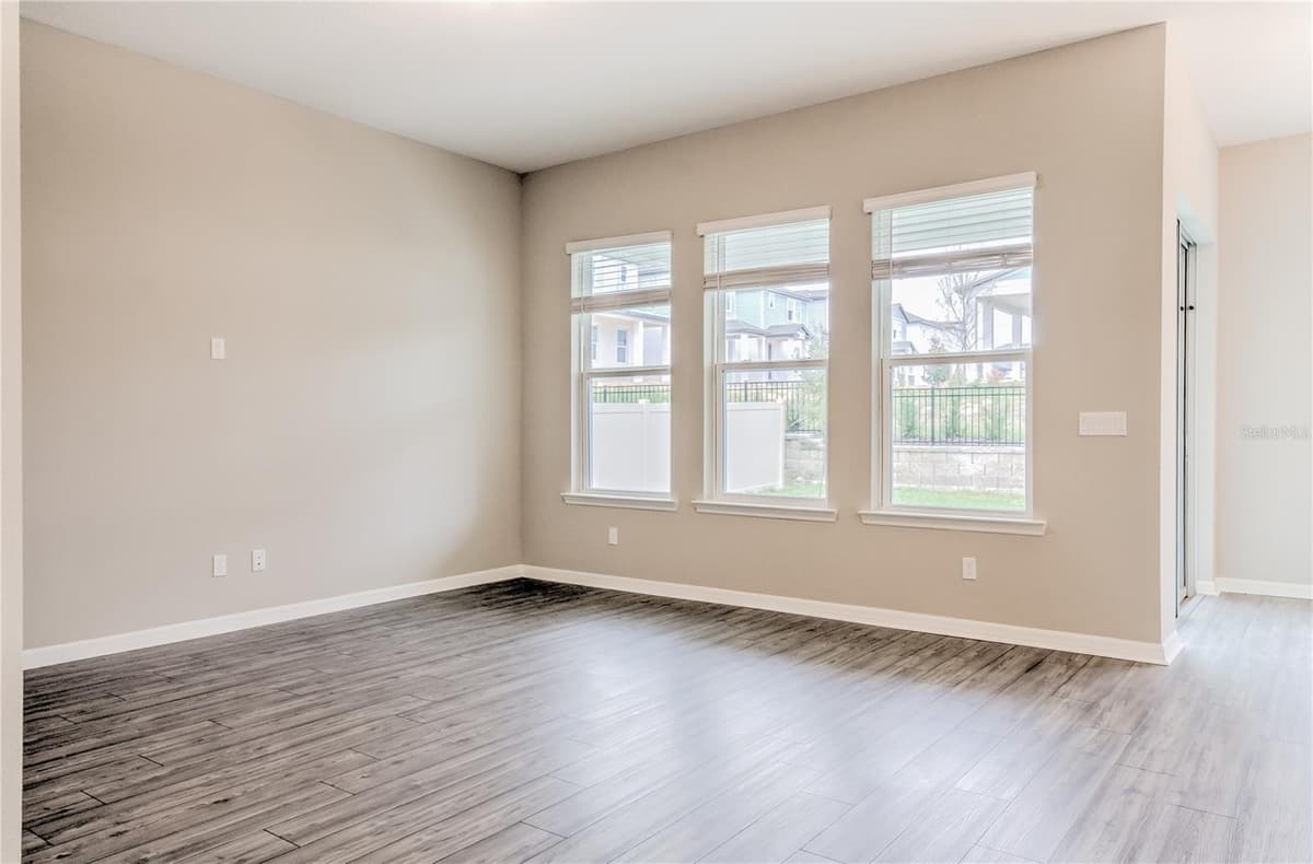 16271 SILVER GROVE BLVD — photo 21 of 46