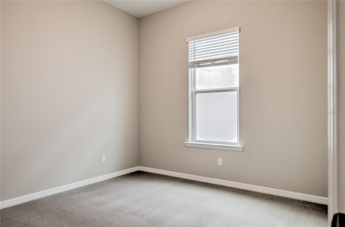 16271 SILVER GROVE BLVD — photo 15 of 46