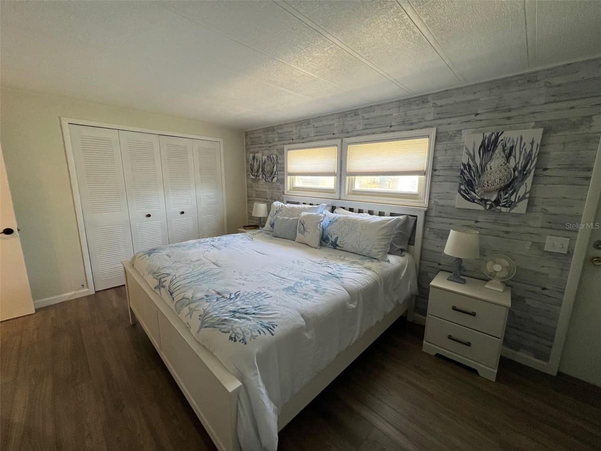 825 COCONUT PALM STREET — photo 17 of 30