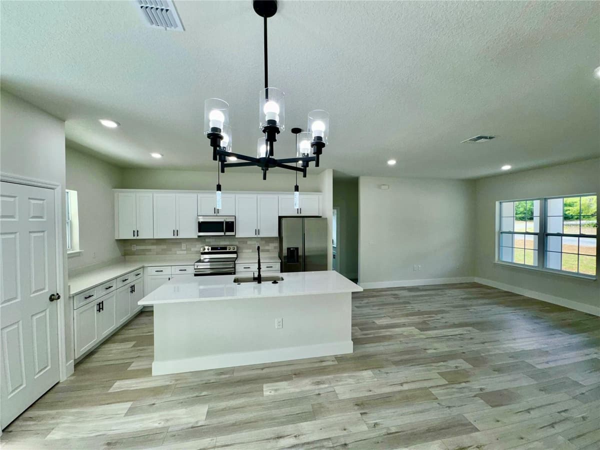 1905 LINDEN DRIVE — photo 14 of 30