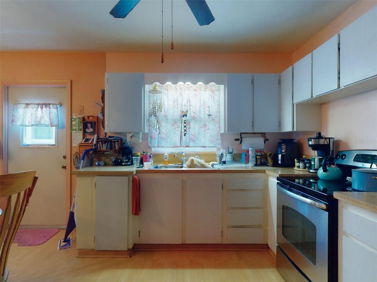 310 LEGION PLACE — photo 29 of 66