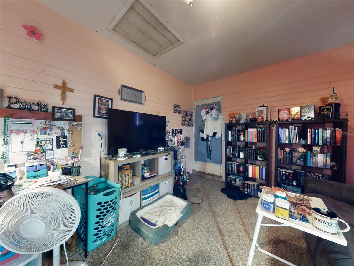 310 LEGION PLACE — photo 9 of 66