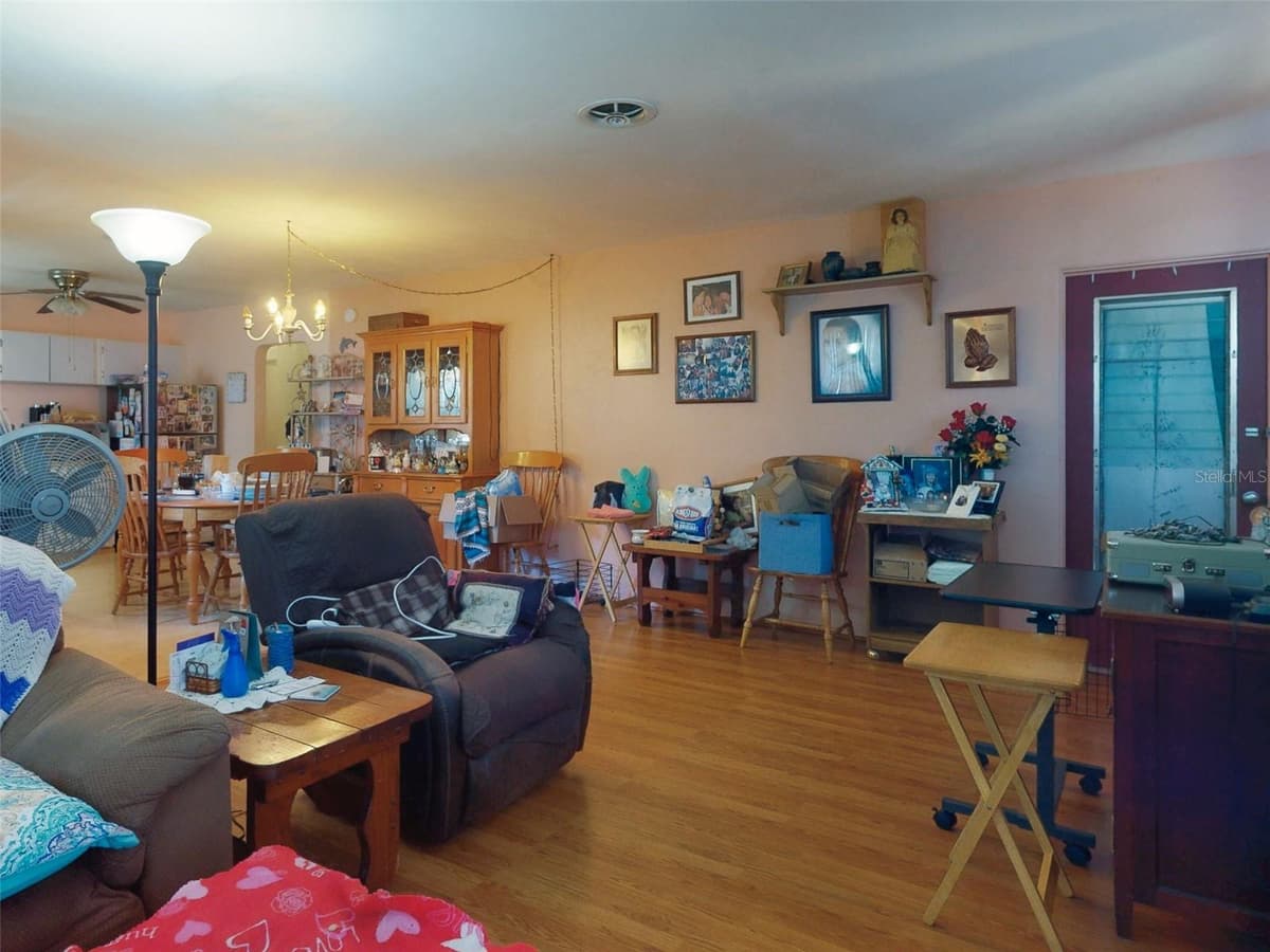 310 LEGION PLACE — photo 17 of 66