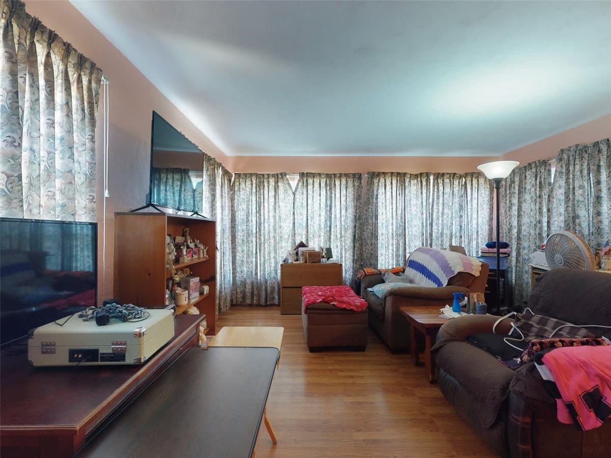 310 LEGION PLACE — photo 16 of 66