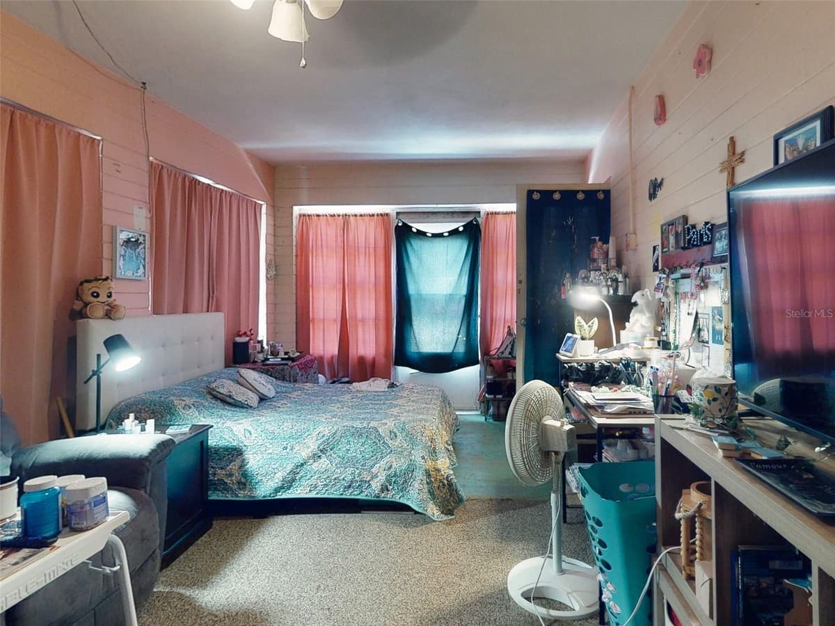 310 LEGION PLACE — photo 11 of 66