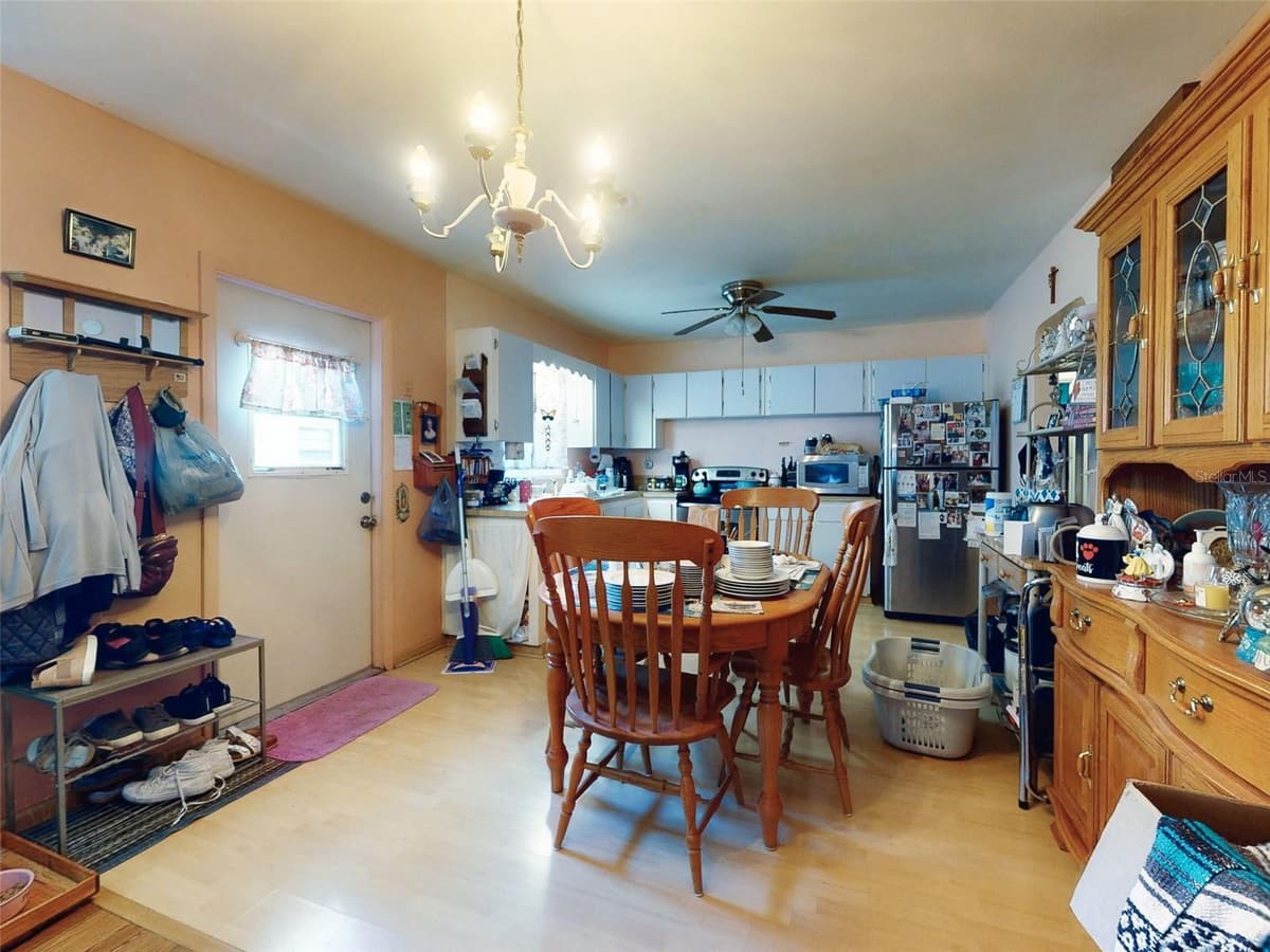 310 LEGION PLACE — photo 20 of 66