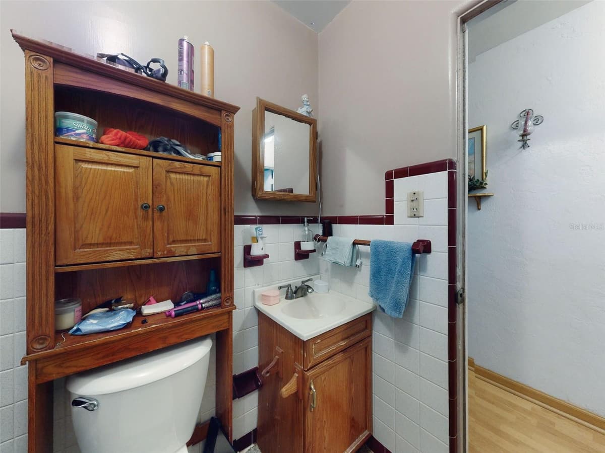310 LEGION PLACE — photo 35 of 66