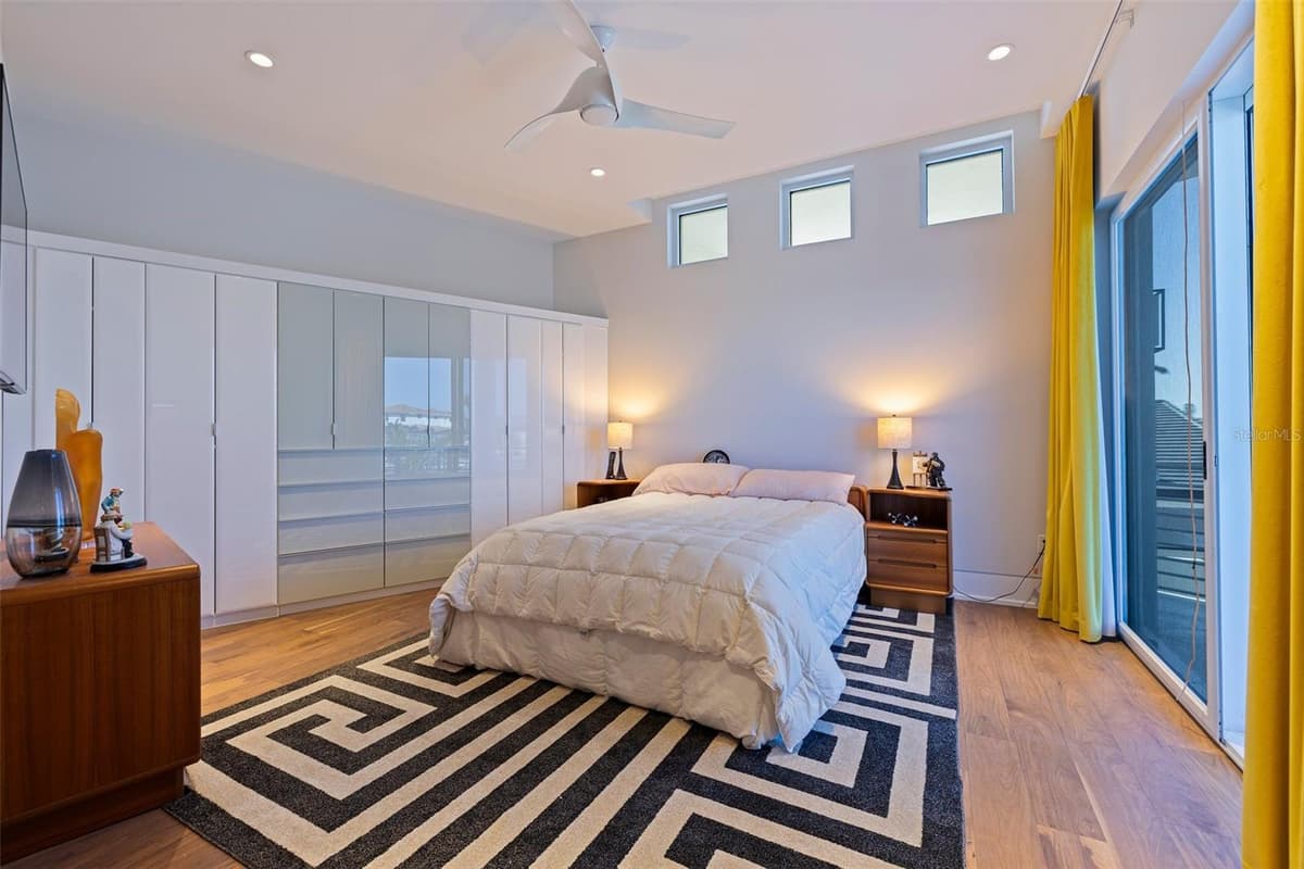 12650 7TH STREET — photo 34 of 96