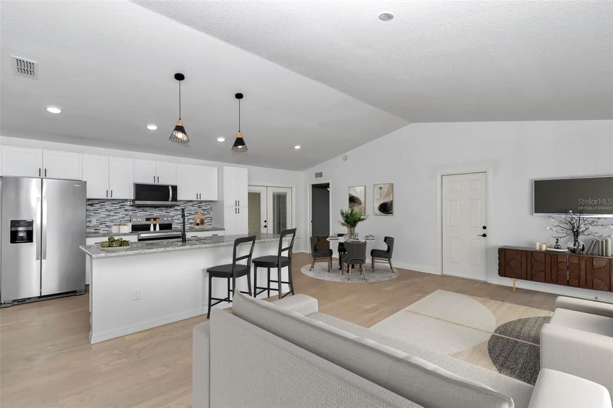 2778 CYPRESS DRIVE — photo 12 of 51